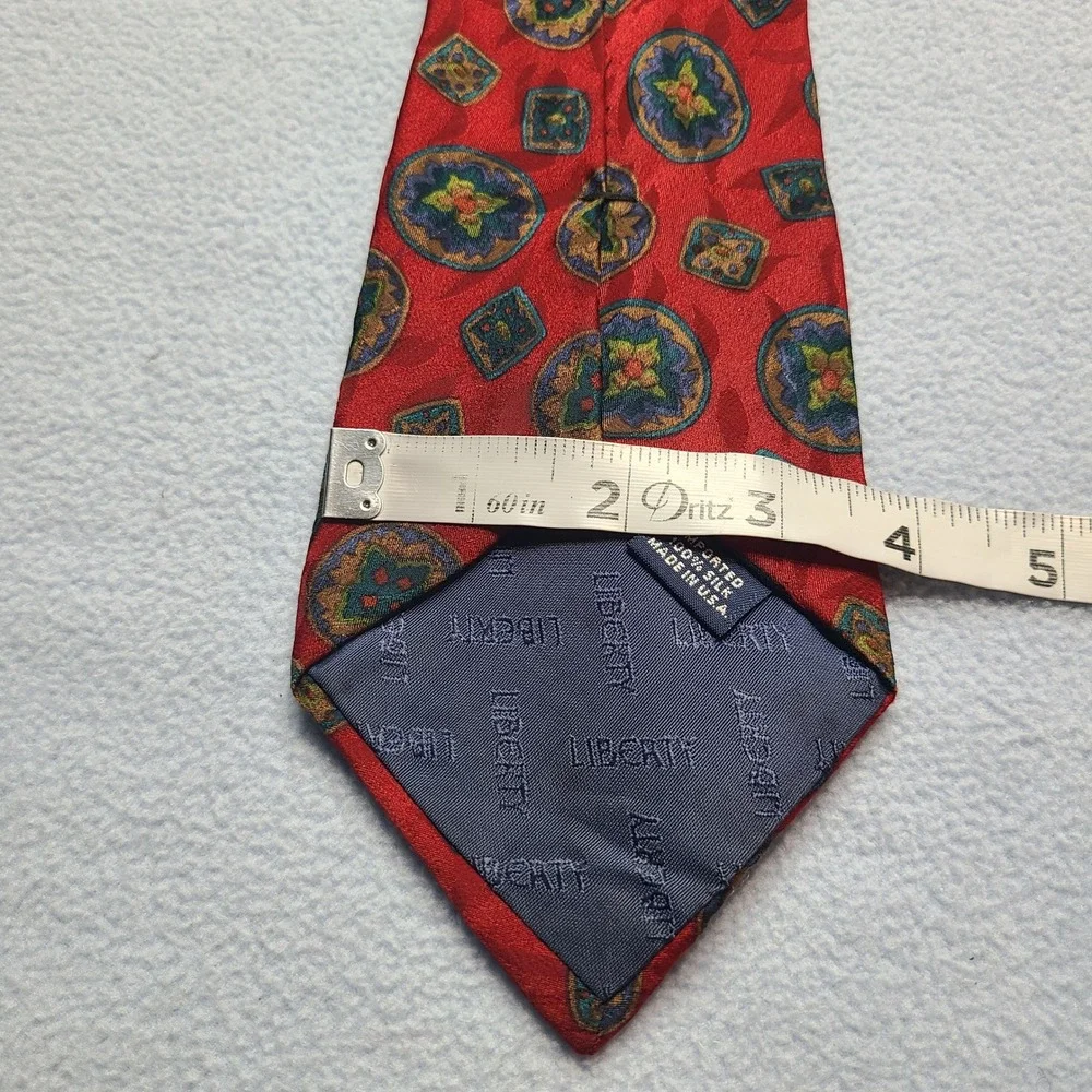 Liberty of London Tie Mens OS Red Excellent Silk Medallion Geometric USA Made